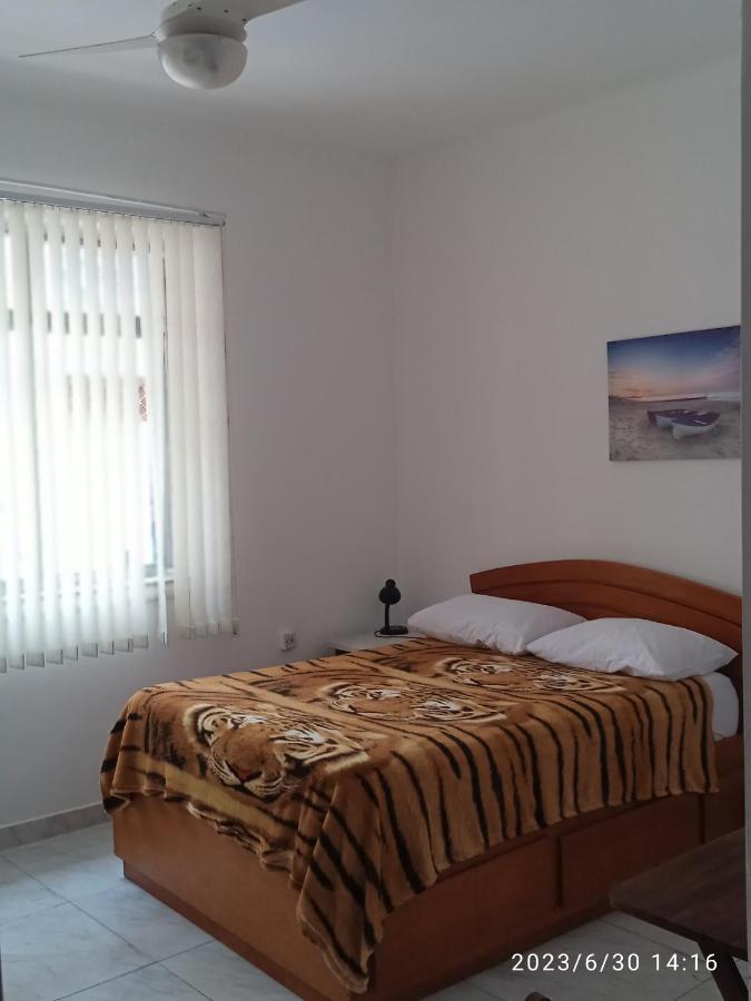 Casa Em Copacabana - 7 Pessoas Hébergement de vacances *